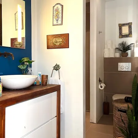 Canal House With A Unique View *